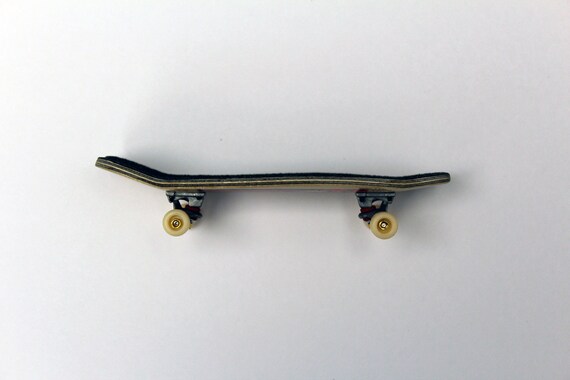 Tech Deck finger Skate (Pack X4)