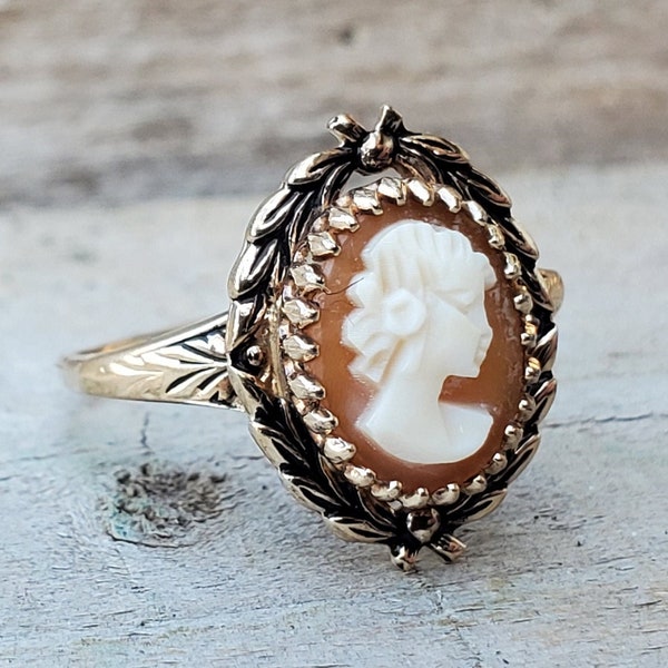 Vintage 10k Carved Cameo Ring Size 6 3/4