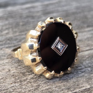 Vintage 10K Black Onyx & Diamond Ring Sz 4 3/4