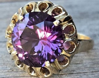 Vintage 14K Purple Sapphire Ring