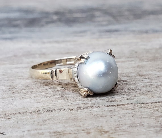 Vintage 14K White Gold Pearl Solitaire Ring - image 4