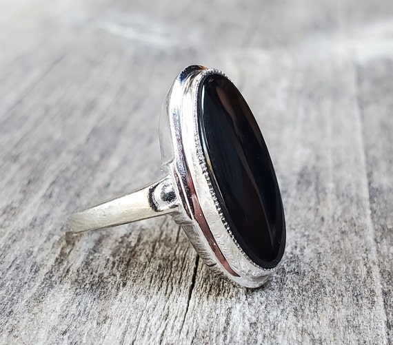 Vintage 10K White Gold Black Onyx Ring - image 4