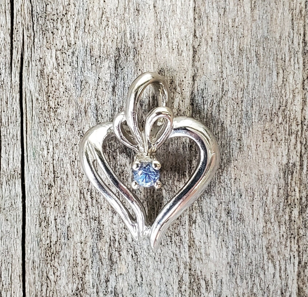 14K Blue Topaz Heart Pendant - Etsy