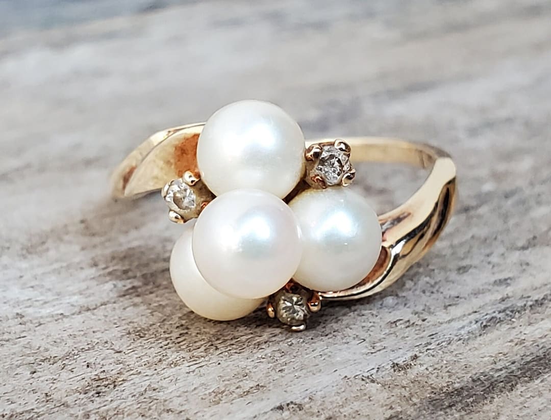 Vintage 10K Pearl Cluste Diamond Ring - Etsy