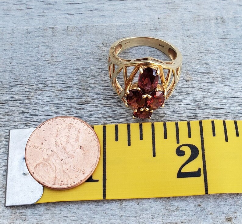 Vintage 14K Garnet Cocktail Ring