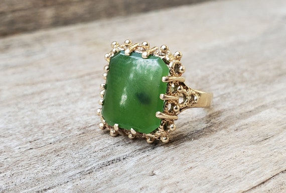Vintage 10K Jade Ring - image 6