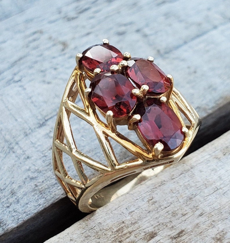 Vintage 14K Garnet Cocktail Ring