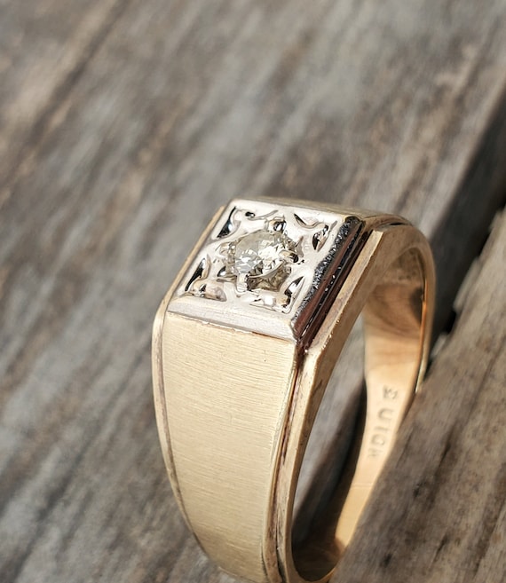 Vintage 10K Diamond Men's Ring - image 2
