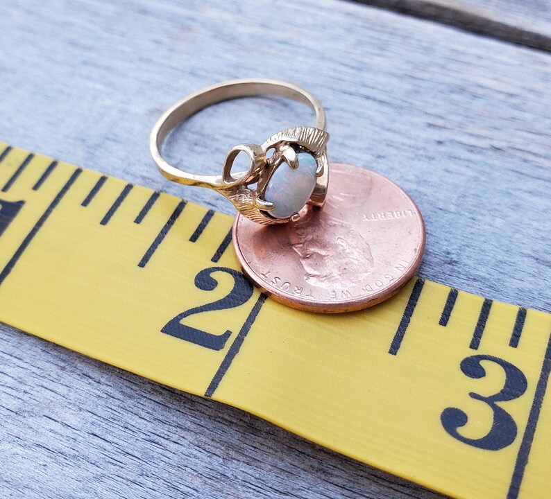 Vintage 14K Opal Ring