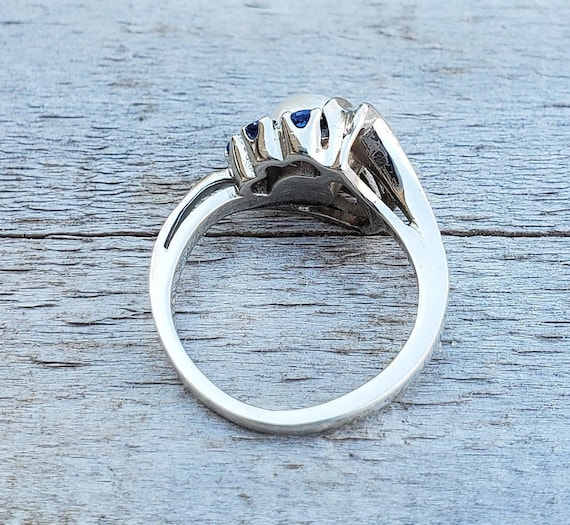 10K White Gold Pearl Sapphire Ring - image 4