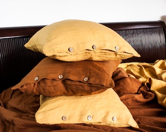 Linen pillow case with coconut buttons - Linen Button Pillowcases - Button Pillow Cover - Linen Pillow Case - Linen Striped Pillowcase