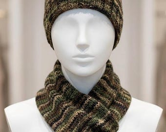 Camouflage Hand Knit Scarf and Hat Set: Handmade Fall Winter Knit Wear