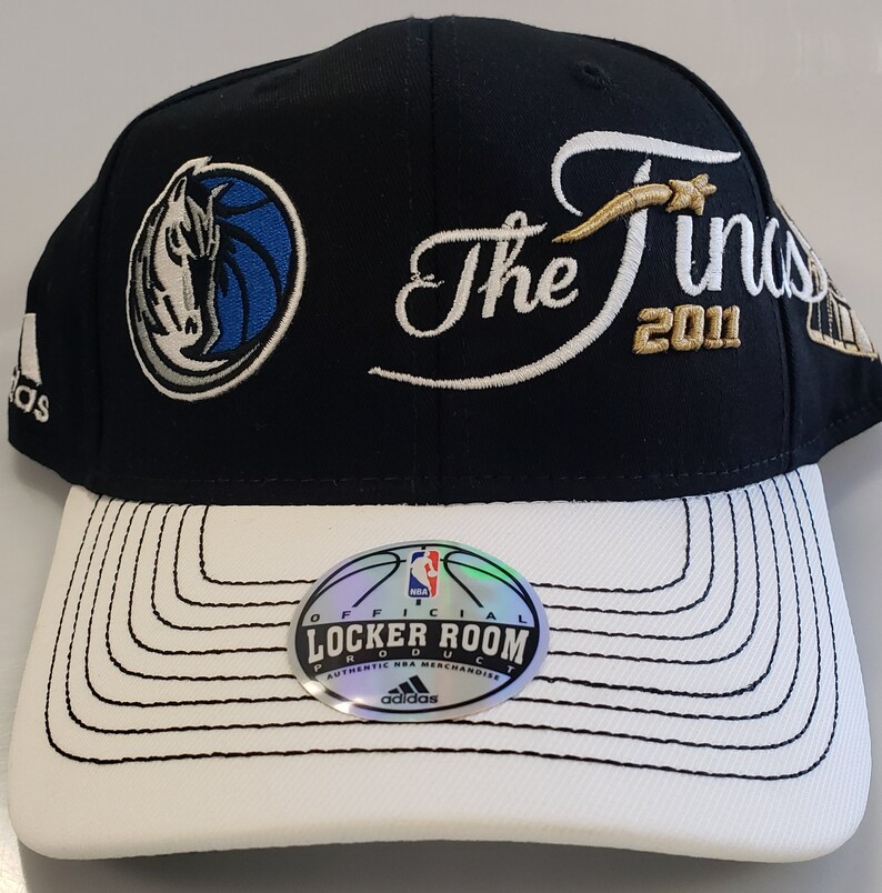New Dallas Mavericks Champions 2011 Flex Fit Cap