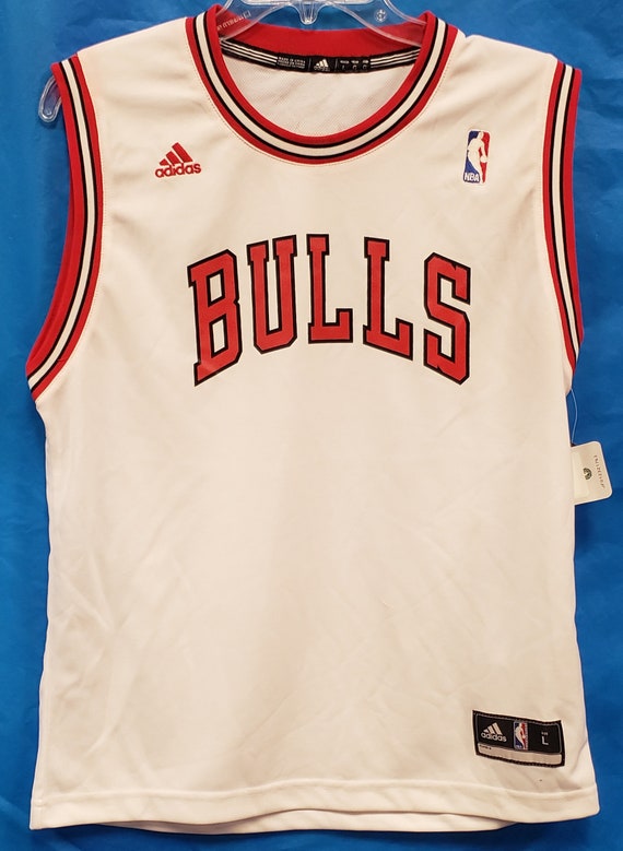 white bulls jersey