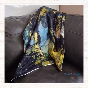 Fleece Blanket - Times Eye | Throw Blanket