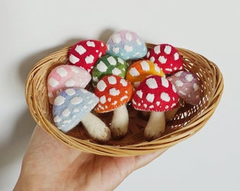 nadelgefilzter Pilz, Brosche aus Neuseeland Wollfilz, handgefertigtes Geschenk aus Neuseeland Wolle, Fliegenpilz Brosche, Geschenk für Pilzliebhaber