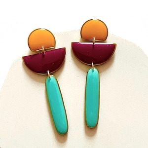 Pendientes colgantes con bloques de color: pendientes de resina con un toque llamativo