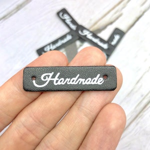 手作りアイテム用の黒の「ハンドメイド」PUラベル 人工PUレザータグ 41.5 x 11 mm | クラフト用品 DIY