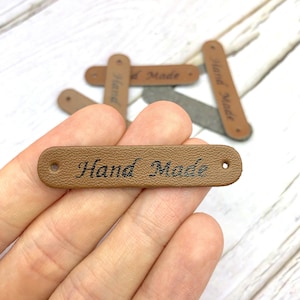 Kaffe "Handgjorda" PU-etiketter för handgjorda föremål Konstgjorda PU-läderetiketter 50 x 10 mm | Hantverksmaterial DIY