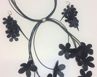 Genuine Leather "Dangling Flowers" SET of 2 / Necklace and Earrings / Handmade Accessory by Detelini