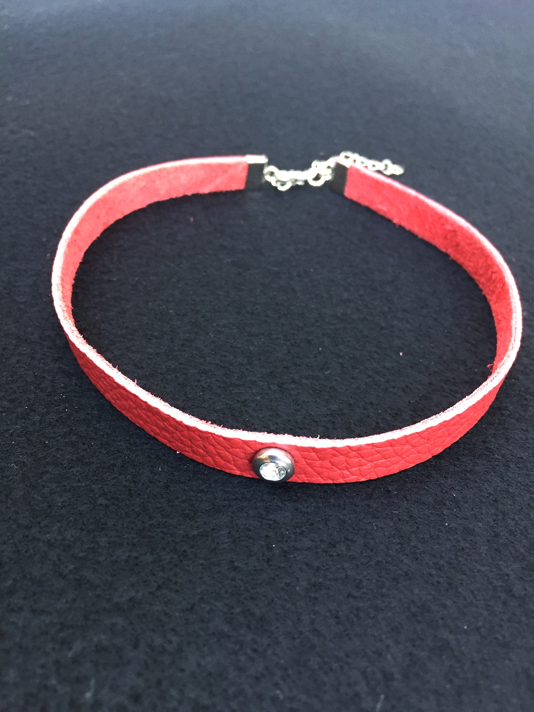 Texas Leather Choker in Patent Red