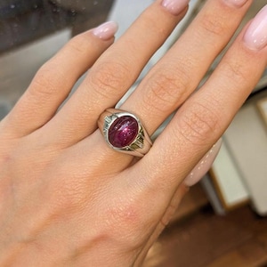 Natural Pink cat&#39;s eye natural gemstone ring, unique vintage purple gem ring in  925 sterling silver ring Statement gift for her