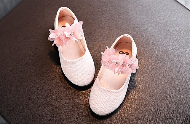 Little girl champagne best sale shoes