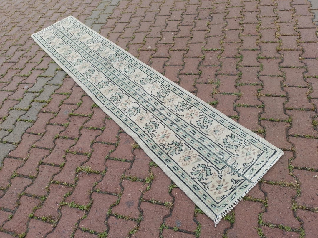 Unique Narrow Rugs 1.75 X 9.2 Ft Soft Cream & Sage Green Vintage Short Narrow Runner Rug ...
