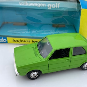 Vintage SOLIDO France No 19 Volkswagen Golf 1:43 Diecast Model Green w Box