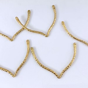 5 Pack Unique Hammered Gold-Tone Curved Chevron Connector Bar Pendant