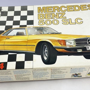 Vintage ESCI Mercedes-Benz 500 SLC 1:24 Model Car Kit Unassembled Open Box, No 3015