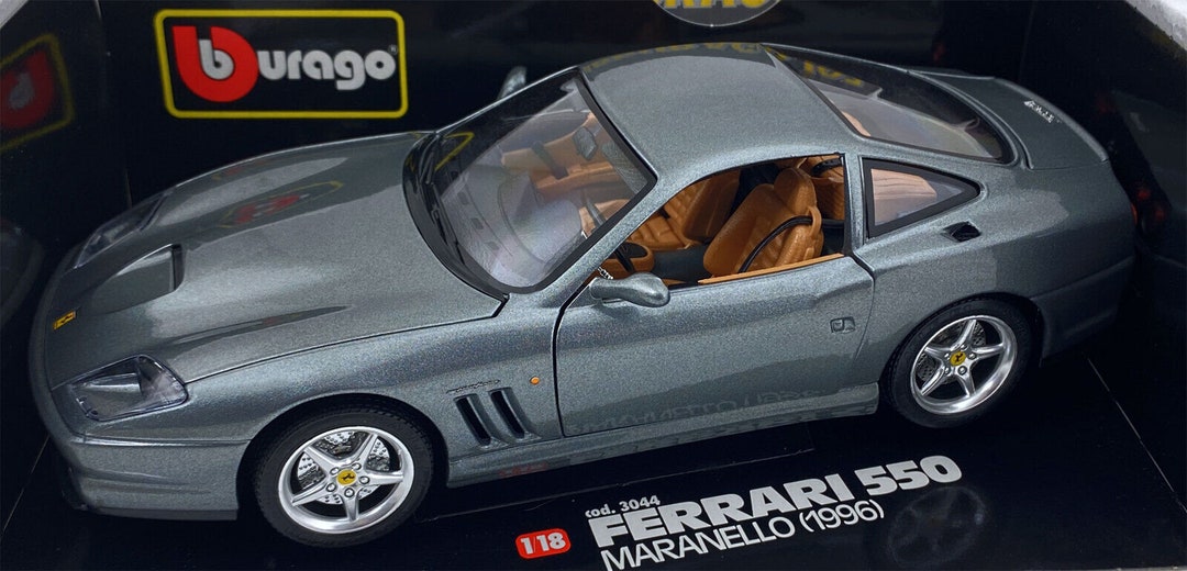 Burago 1/18 Ferrari 550 Maranello (1996) jaune -3064- voiture