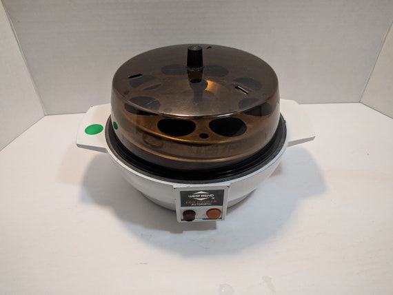 West Bend Automatic Egg Cooker 86618 User Manual