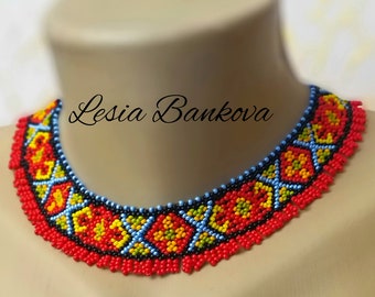 Ukrainian Folk Necklace: Beaded Gerdan, Czech Glass Sylyanka