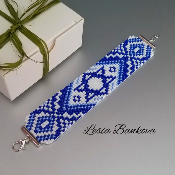 blue and white beaded bracelet Jewish blue bracelet Flag of Israel Star of David Star bracelet for women National symbol of Israel