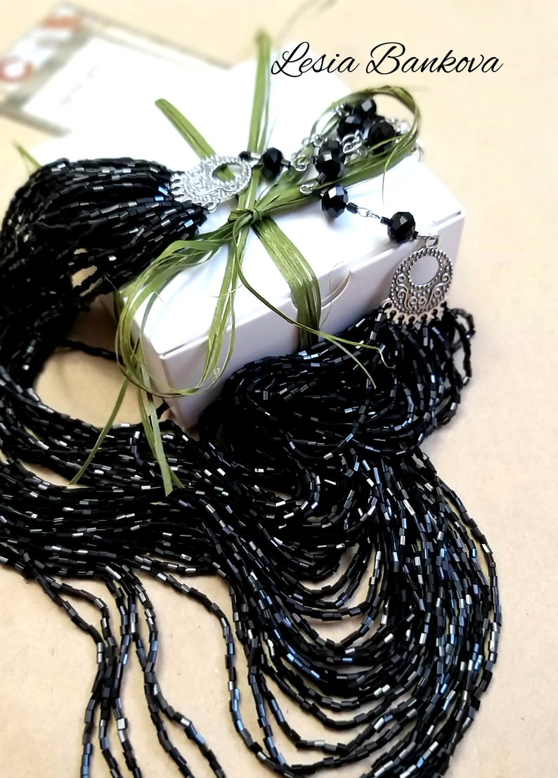 black beaded necklace Multi-row handmade necklace