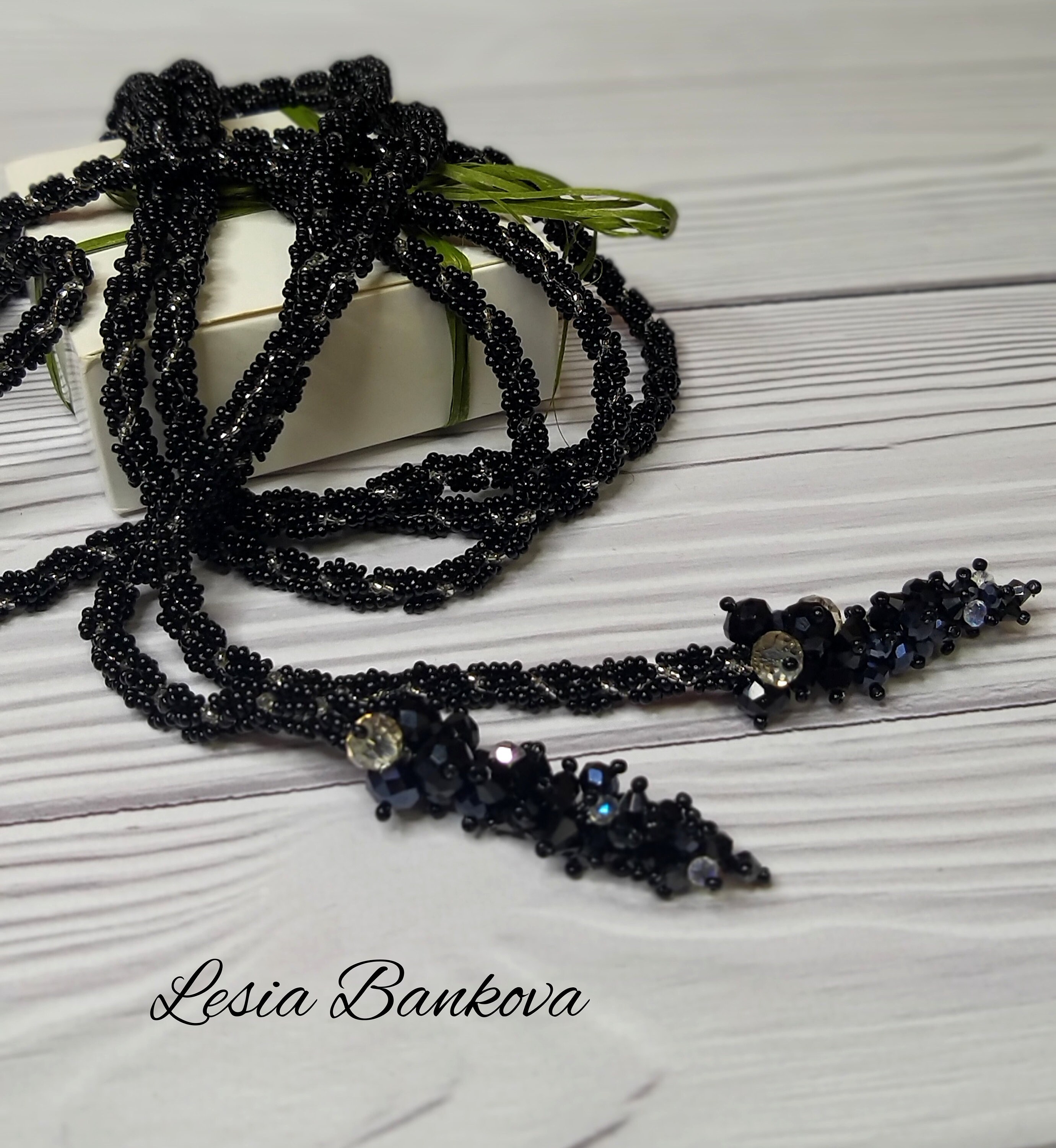 Black Glass Beaded Chain Belt Beaded belt, black | MAX&Co main image 4