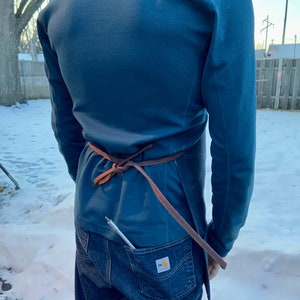 DIY Waxed Canvas Apron Pattern – Woodworking Shop Apron (PDF) image 2