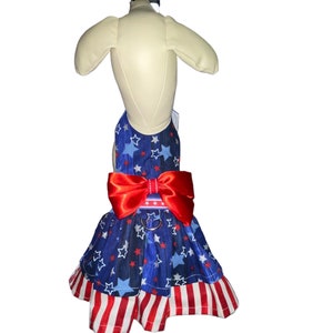 Robe pour chien, harnais pour chien du 4 juillet, pour petits chiens avec arc de cheveux gratuit-commandes personnalisées sur demande vêtements pour animaux de compagnie personnalisés