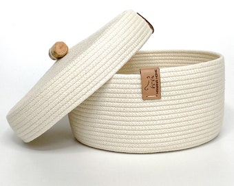 Panier de rangement, panier en corde de coton de couleur ivoire avec poignée en bois. Panier de rangement avec couvercle, organisateur de salle de bain