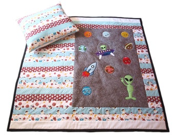 Space quilt, Alien quilt, Planet quilt, Boy's quilt, Boy's lap quilt, Space ship, Martian, Space cushion, Galaxy space quilt, Space rocket