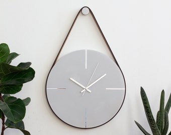 Grey/Silver Concrete Wall Clock, Unique Wall Clock, Minimalist Wall Clock, Modern Wall Clock, Large Wall Clock, Leather Strap Hanging Clock