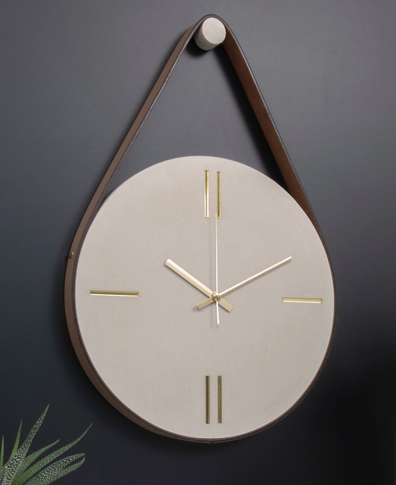 Custom Accessories Jumbo Quartz Clock 