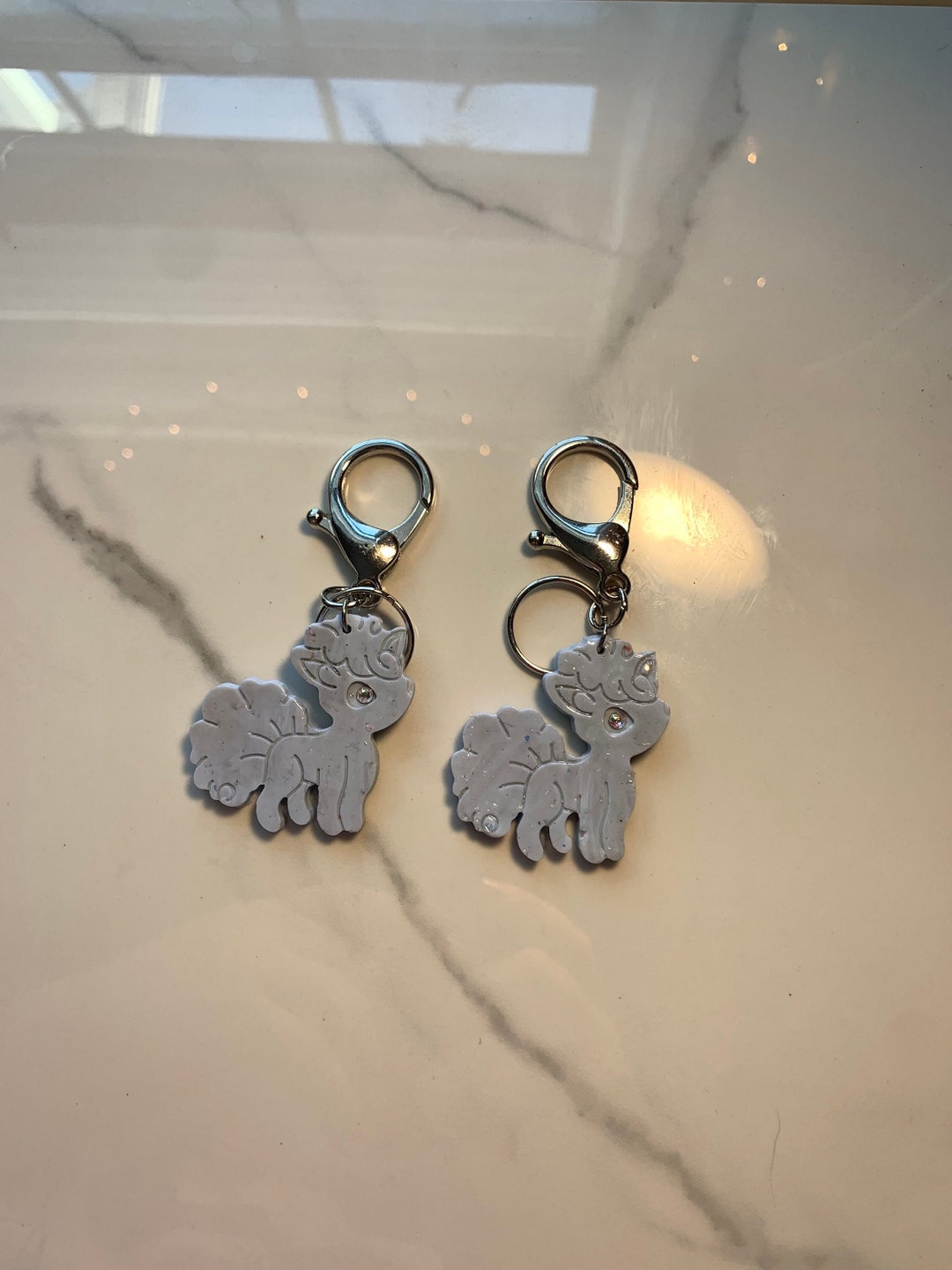 Alolan Vulpix Keychain - Etsy