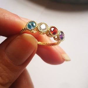14k Gold Familie Geburtsstein Ring, personalisierte Mutter Ring, 8k Muttertagsgeschenk, neue Mutter Schmuck, benutzerdefinierte Oma Band, Tochter Geburtstagsgeschenk