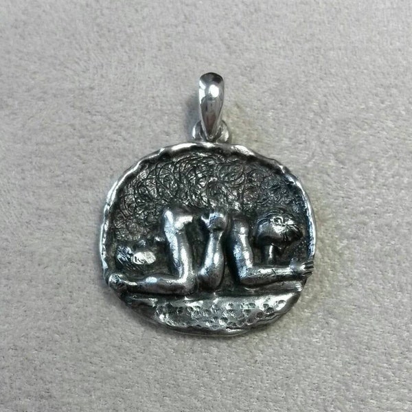 Gay jewelry - Gay sex pendant - pride jewellery - Special design gay buddies fucking pendant - LGBT jewelry - Sex schmuck