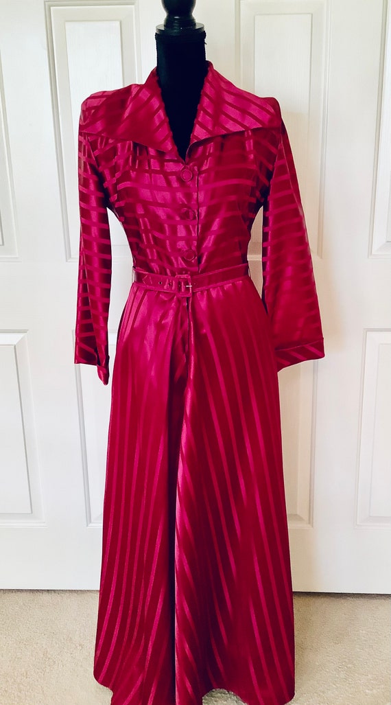 Cranberry satin vintage 40 s hostess dress… - image 2