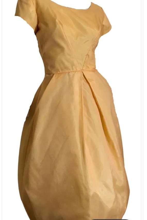 saffron vintage 60s taffeta Gem