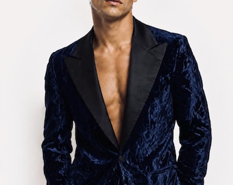 Vintage 70 s bluish black crushed velvet Dinner Jacket