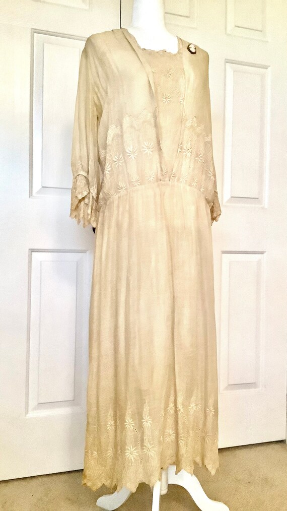 Antique lace cream cotton tea dress circa 1915